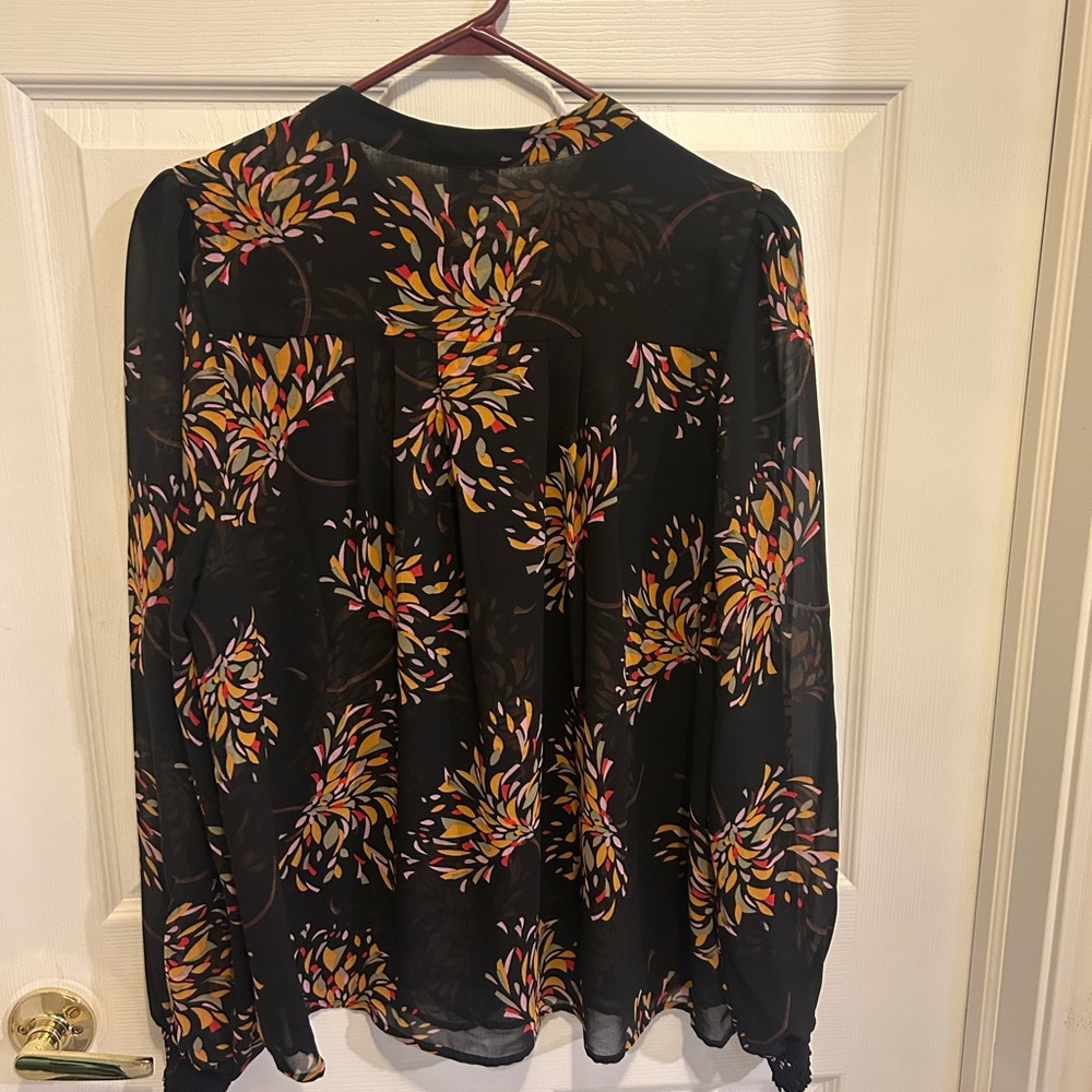 Cabi Fiesta Blouse - Picture 7 of 8